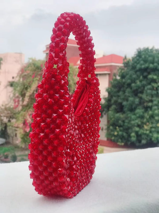 Handcrafted Red Beaded Clutch – Elegant Evening Bag with Intricate Design