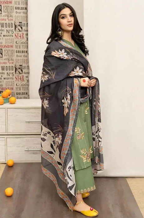 3 Pcs Women's Unstitched Embroidered Suit